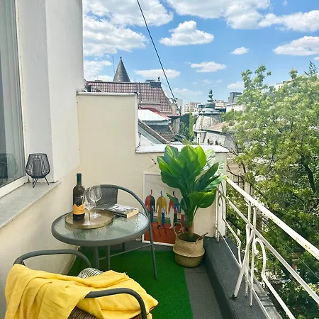 Charming 3br Ateneu Center * Boekarest