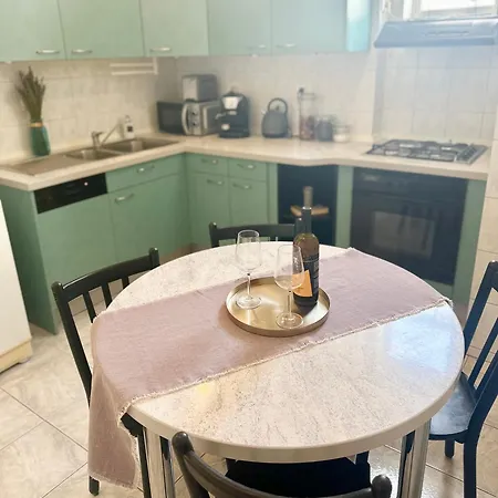 Apartment Charming 3br Ateneu Center