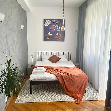 Charming 3br Ateneu Center * Bucharest